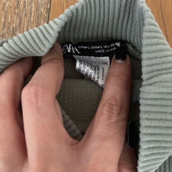 Zara Ribbed Top Size M-L - Picture 2 of 2